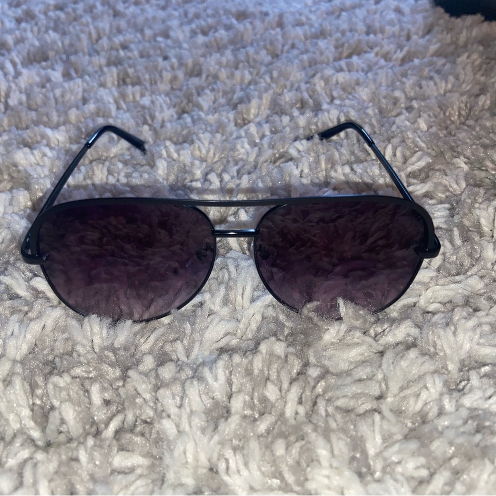 Sun glasses